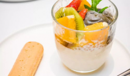 黑芝麻豆浆搭配穿搭,养生与潮流的完美融合